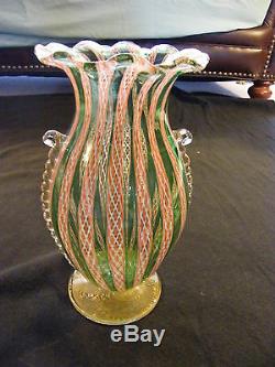 Murano Italie Art Glass Cannelée Ruffle Footed Or Jaune Fleck Flake Ruban Vase