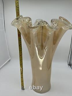 Nouveau vase roulé en verre d'art de Murano de 16 pouces de hauteur, fait main. Fabriqué en Italie.