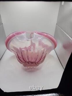 Panier à deux anses rose opalescent en verre soufflé de Murano, vintage, vers 1970