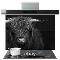 Panneau de cuisinière en carrelage de cuisine en verre, Éclaboussure de taille personnalisée, Art photo de corne de vache de taureau avec zoom.