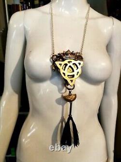 Pendentif en argent en forme de triskèle, amulette avec un bouclier de dragon et un talisman, collier de bijoux.