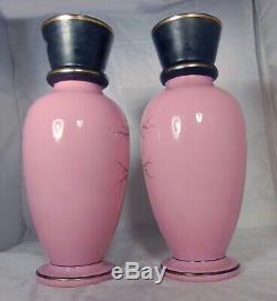 Pr. Bristol Noir Rose Art Glass Vases Chinoiserie Grue Oiseaux Émail Opalescent
