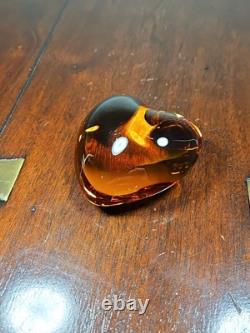 Presse-papier en cristal français Baccarat vintage en forme de cœur orange soufflé