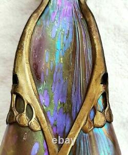 Rare Vase En Verre D'art Irisé Loetz Avec Bronze Original