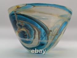 Rare bol en verre irisé Mdina Blue de Rosenthal Michael Harris