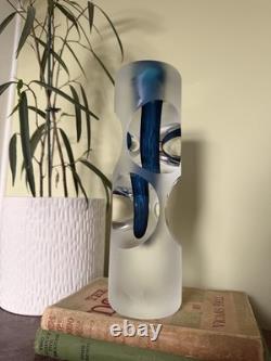 Rare vase cylindre concave en verre d’art optique avec lentilles, Milan Machacek Princ Oggetti