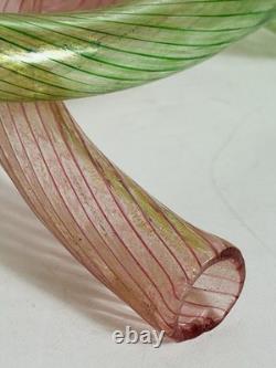 Rare verrerie d’art cranberry / verte façon de Venise, double vinaigrier   <br/> 	
