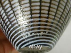 Signé Kosta Boda W Iridescent Dots Art Glass Vase Signé Bertil Vallien 48437