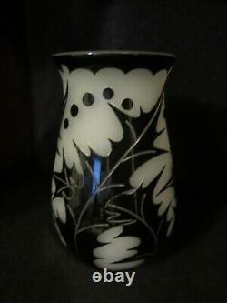 Steuben Acid Cut Black/alabaster Glass Vase Art Déco Sea Holly 1928 10h