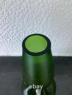 Trio de vases en verre irisé bohémien. Loetz ou Kralik vers 1900