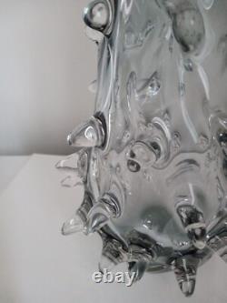 Un Étonnant Vase en Verre de la Gamme Gothique du Verrier Italien I V V