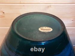 Un magnifique vase vintage des années 80 en verre de Murano, grand, bleu aquatique, 9x12 pouces, en parfait état.