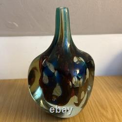 Un vase-bourgeon en verre d’art MEDINA maltais vintage