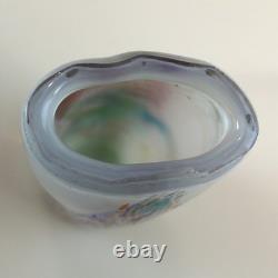 Un vase en verre d'art de studio de design art déco vintage de super qualité, C. 20ème siècle
