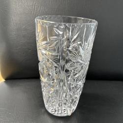 VASE EN CRISTAL DE PLOMB VINTAGE EN ÉTOILE À 8 POINTES 5 1/4 DIA X 9.5 TALL 2.5kg