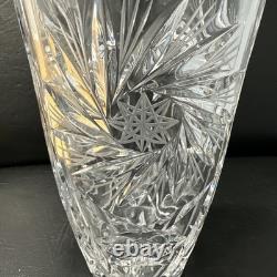 VASE EN CRISTAL DE PLOMB VINTAGE EN ÉTOILE À 8 POINTES 5 1/4 DIA X 9.5 TALL 2.5kg