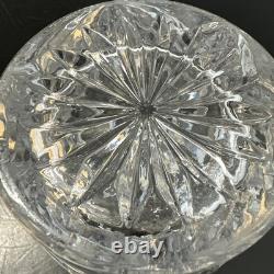 VASE EN CRISTAL DE PLOMB VINTAGE EN ÉTOILE À 8 POINTES 5 1/4 DIA X 9.5 TALL 2.5kg VASE EN CRISTAL DE PLOMB VINTAGE EN ÉTOILE À 8 POINTES 5 1/4 DIA X 9.5 TALL 2.5kg