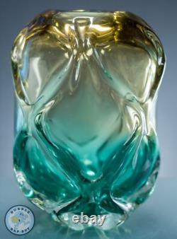 VASE EN VERRE D'ART JAPONAIS ENVIRON 1960, MI-XXE SIÈCLE, 20 CM DE HAUT