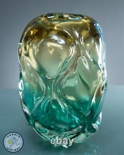 VASE EN VERRE D'ART JAPONAIS ENVIRON 1960, MI-XXE SIÈCLE, 20 CM DE HAUT