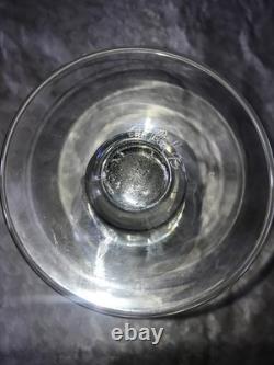 VASE en VERRE soufflé à la main RIBBÉ sur PIED signé ART REED 1995, 9¼ pouces de hauteur