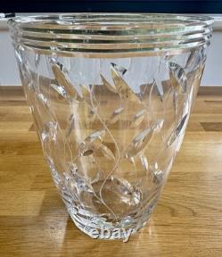 Vase Art déco « Leaf » en cristal de 1938. Clyne Farquharson pour Walsh Walsh. Daté de 1939