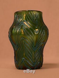 Vase Artistique En Verre Loetz Bleu Et Vert Irisé