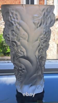 Vase Bacchus en verre pressé de Frantisek Halama. FH1701 Art Déco. Huge. Trouvaille rare.