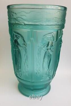 Vase En Verre Aqua Uranium Art Deco Veryls. Dainades Et Motif Stork. C. Années 1920