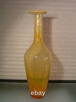 Vase En Verre D’art Moderne Du Milieu Du Siècle Orange 18 Tall Blenko