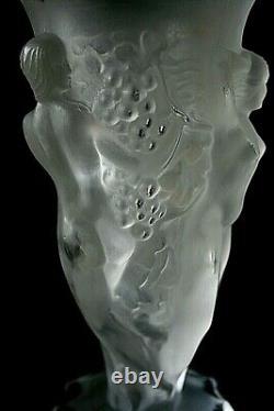 Vase En Verre De Bacchantes Bohème Art Déco Avec Des Figures De Dames Nues