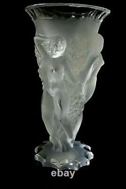 Vase En Verre De Bacchantes Bohème Art Déco Avec Des Figures De Dames Nues