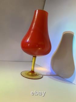 Vase Tulipe Empoli des années 60 en verre multicouche réagissant aux UV