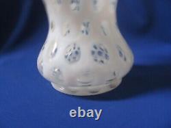 Vase Vintage en verre d'art Fenton blanc opalescent à pois en relief 8 pouces de haut