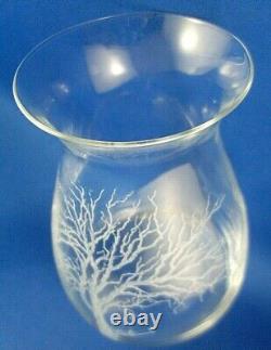 Vase à fleurs unique en verre d'art abstrait avec arbre gravé à la main, signé RARE, de petite à moyenne taille.
