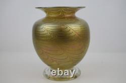 Vase à plumes ondulées en verre d’art irisé vintage Robert D. Held, doré et violet