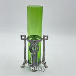 Vase ancien en verre vert Art nouveau avec monture métallique 7