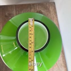 Vase bulbeux en verre cerné vert et blanc d'Empoli vintage 28 cm