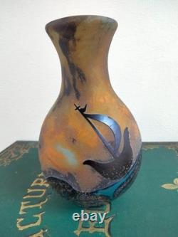 Vase cameo Sea Fever en verre Okra vintage