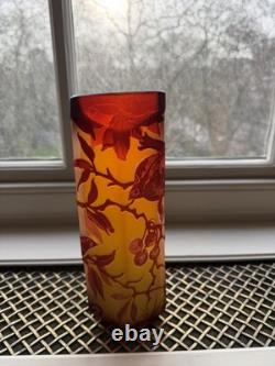 Vase en Camée de Style Galle en Or Jaune avec Motif Floral Vintage