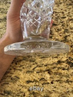 Vase en cristal TOWLE 24 % plomb, motif, fabriqué en Pologne, 12 po de hauteur x 6,5 po. D’occasion.