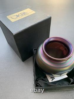 Vase en porcelaine blanche irisée Orchidée blanche édition limitée Okra 1986