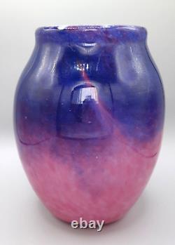 Vase en verre Monart Art Déco forme XD rose et violet 23 cm de haut