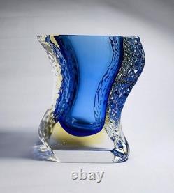 Vase en verre Murano Sommerso Alessandro Mandruzzato bleu et jaune Italie années 1970