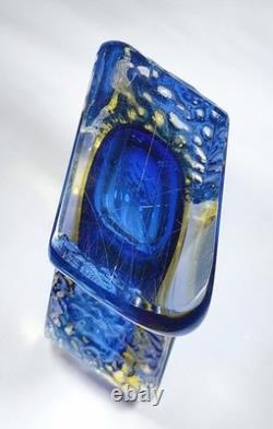 Vase en verre Murano Sommerso Alessandro Mandruzzato bleu et jaune Italie années 1970