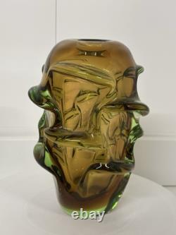 Vase en verre Skrdlovice magnifique et grand, classique du milieu du siècle