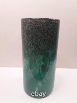 Vase en verre Strathearn vintage des années 1960 avec inclusions de cuivre et marque de saumon sautant sur pontil