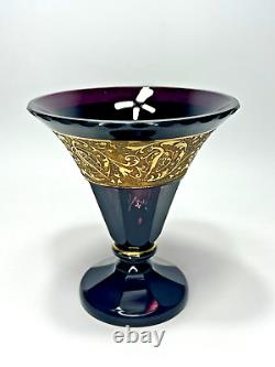 Vase en verre améthyste pour oiseaux en oroplastique tchèque bohémien Art Déco des années 1920