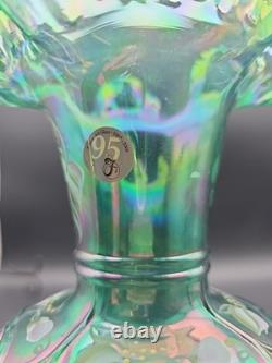 Vase en verre art Fenton Lovely, irisé et peint à la main Kelley