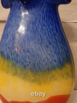 Vase en verre art à rayures arc-en-ciel italiennes rouge, jaune et bleu en verre épais