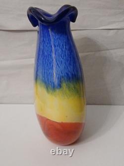 Vase en verre art à rayures arc-en-ciel italiennes rouge, jaune et bleu en verre épais